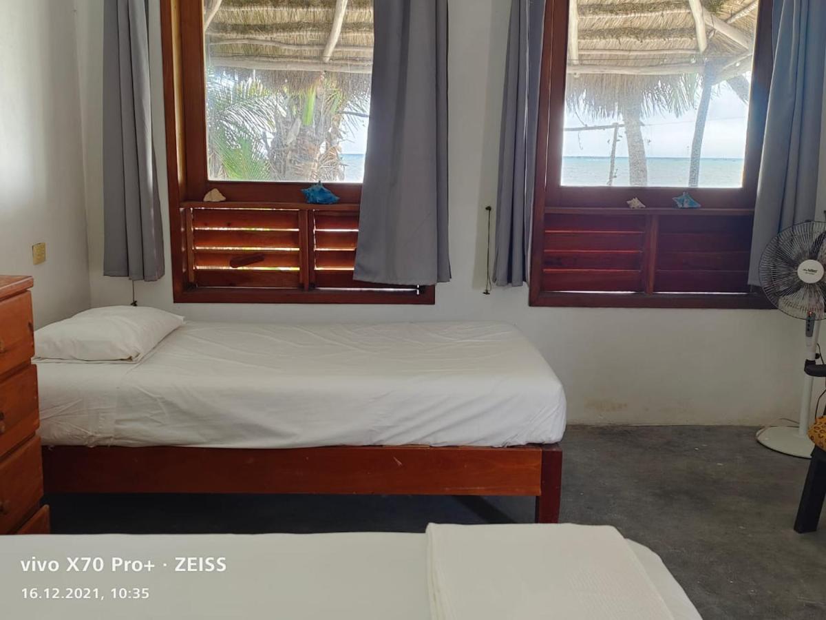 Lunazul Eco-Cabana Frente Al Mar Mahahual Dış mekan fotoğraf