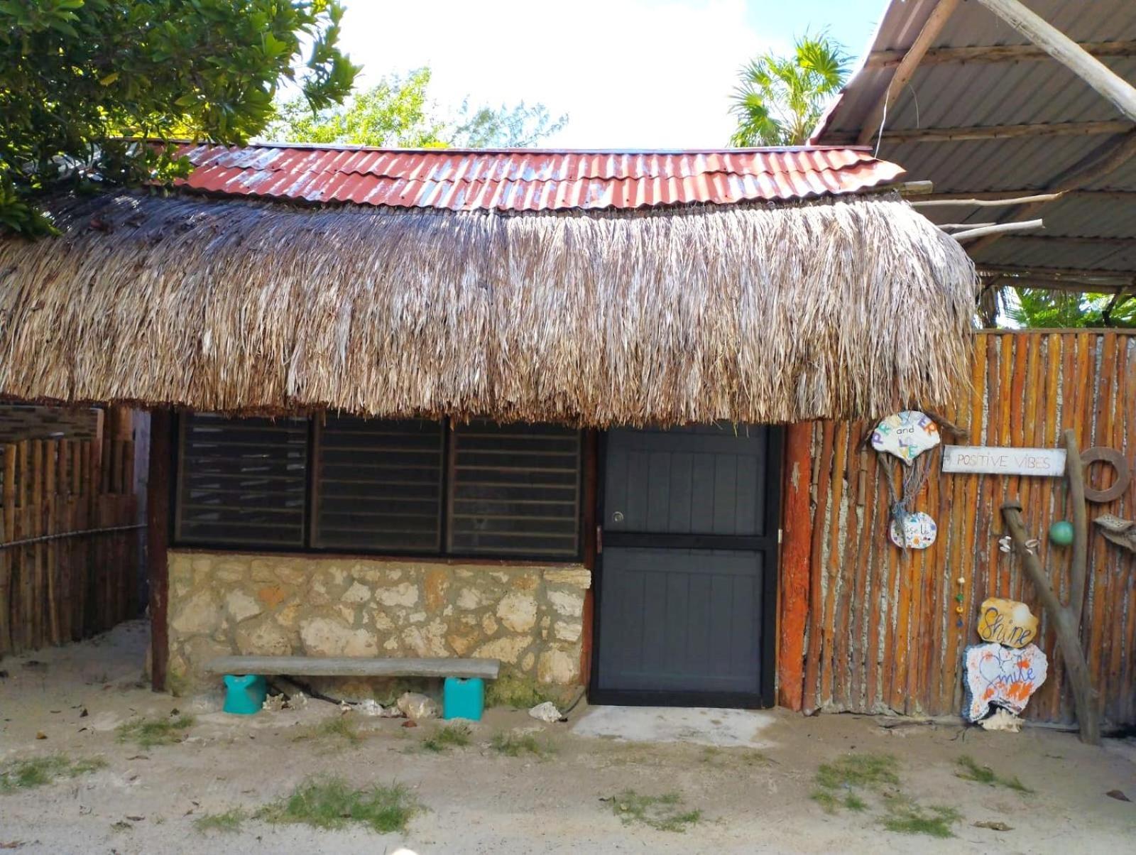 Lunazul Eco-Cabana Frente Al Mar Mahahual Dış mekan fotoğraf