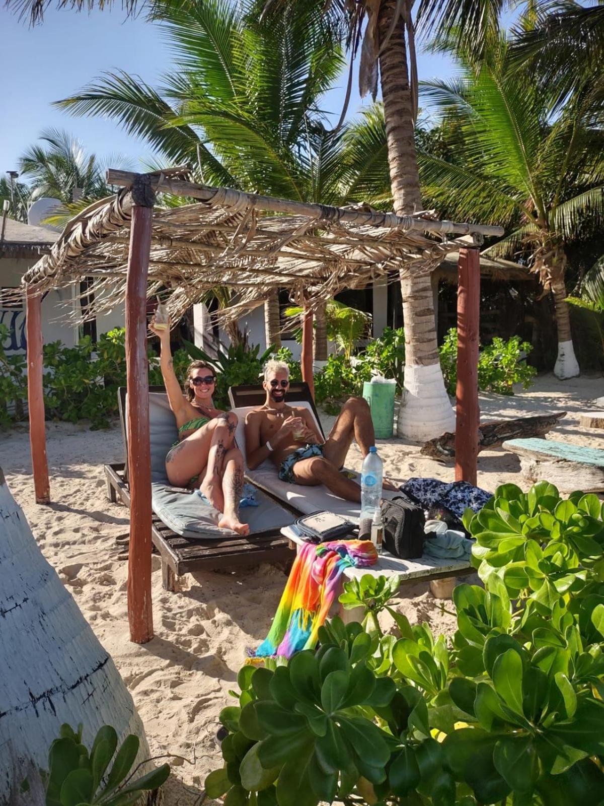Lunazul Eco-Cabana Frente Al Mar Mahahual Dış mekan fotoğraf