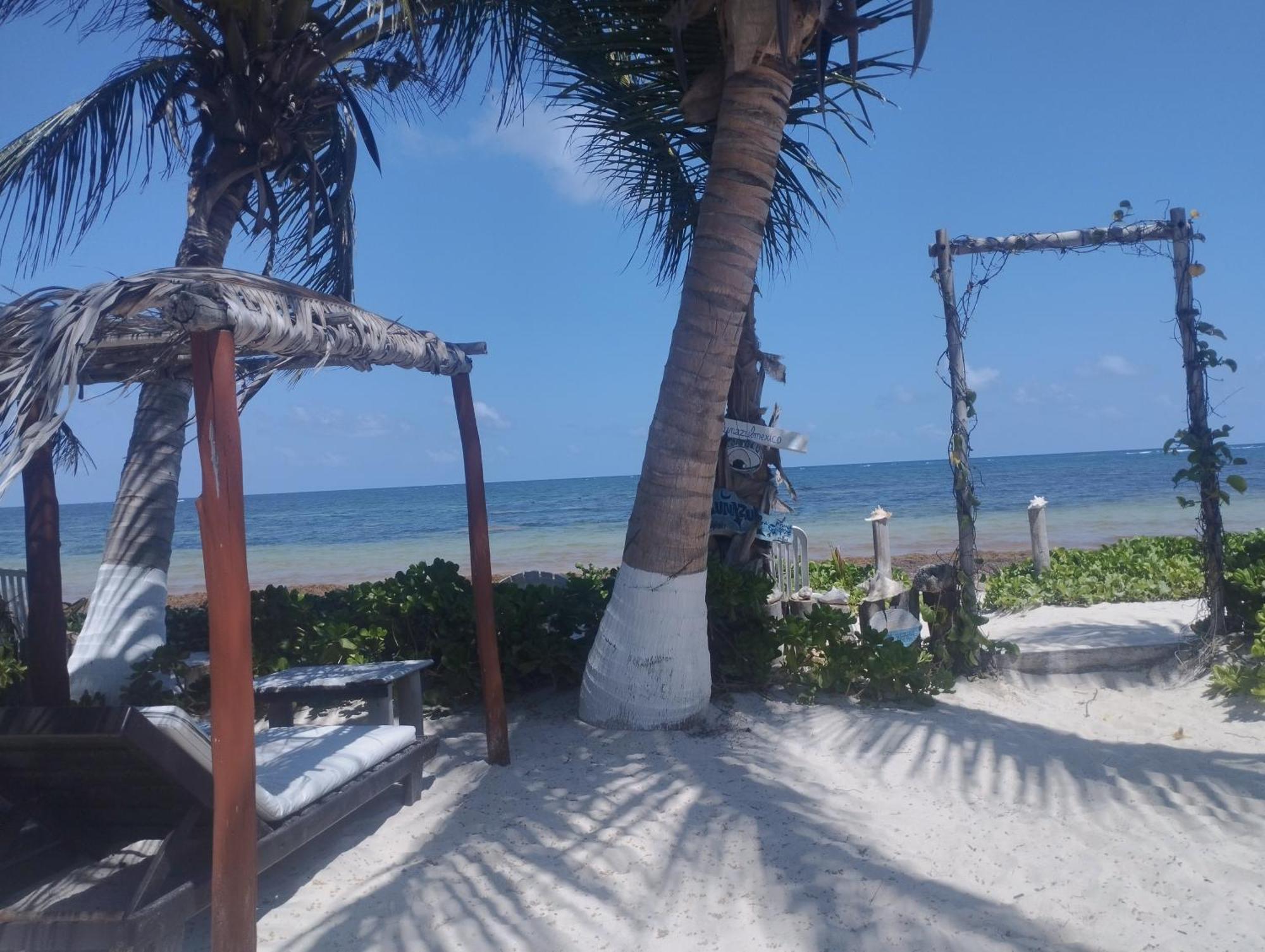 Lunazul Eco-Cabana Frente Al Mar Mahahual Dış mekan fotoğraf
